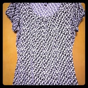 Very flattering blouse